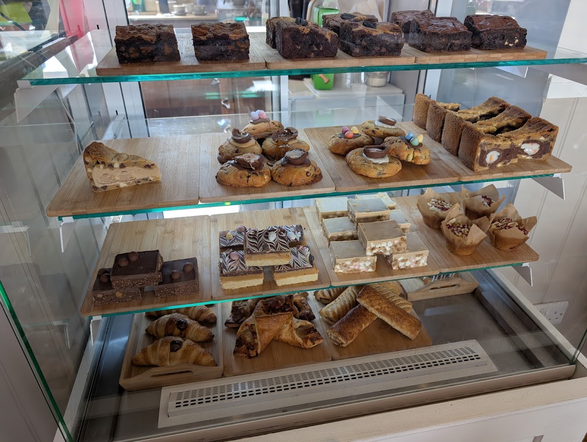 Rhean’s Coffee and Cake