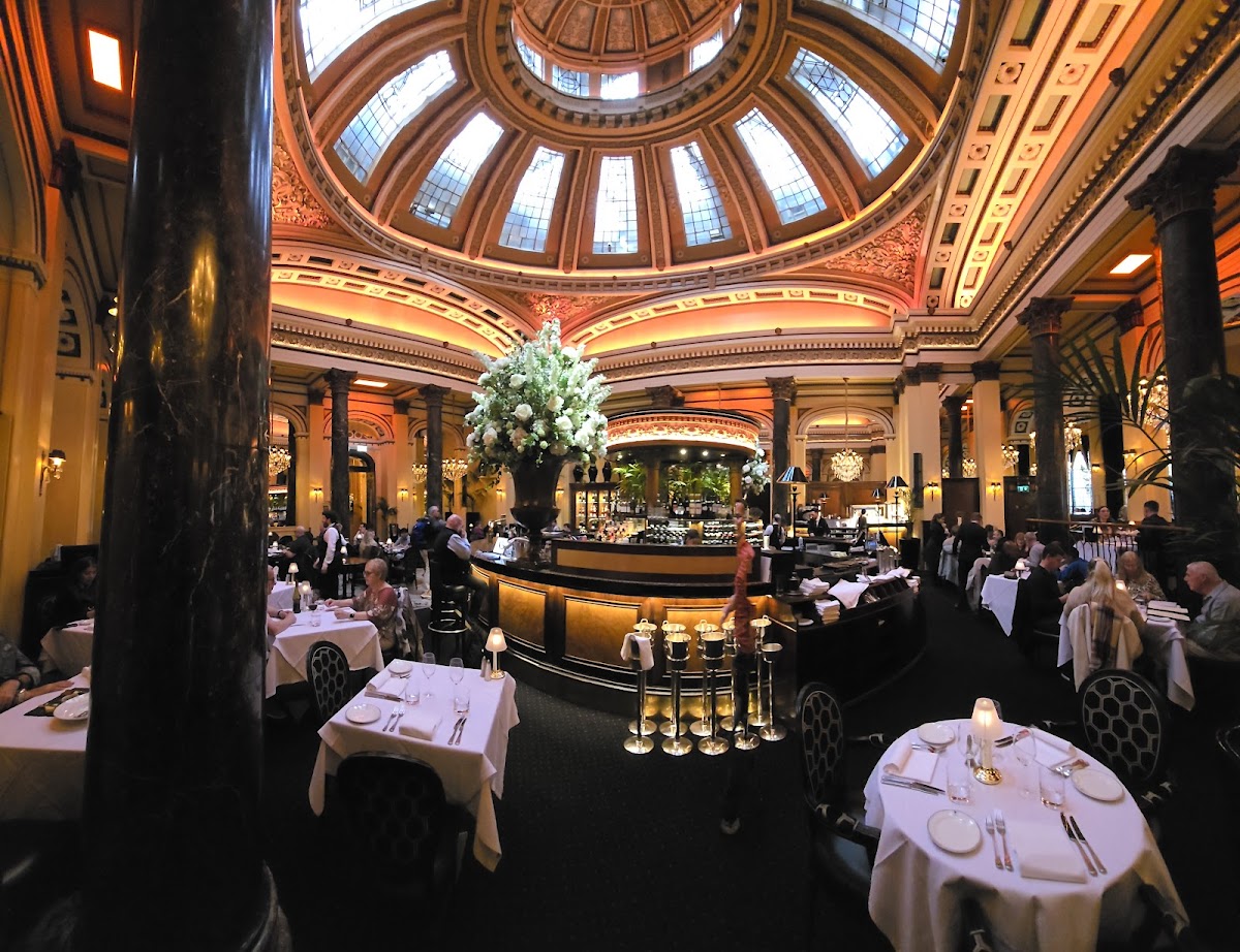 The Club Room Photo 3