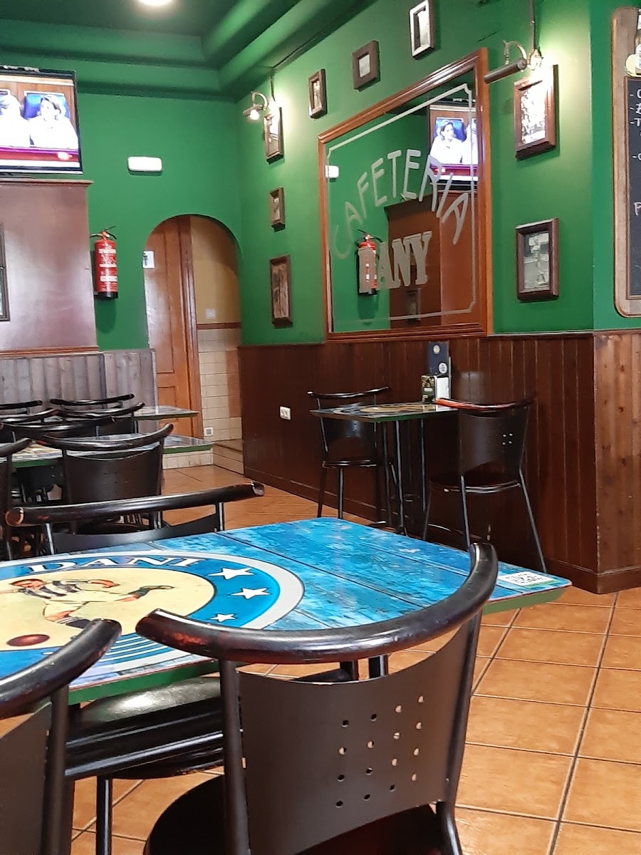 CAFETERÍA DANY.