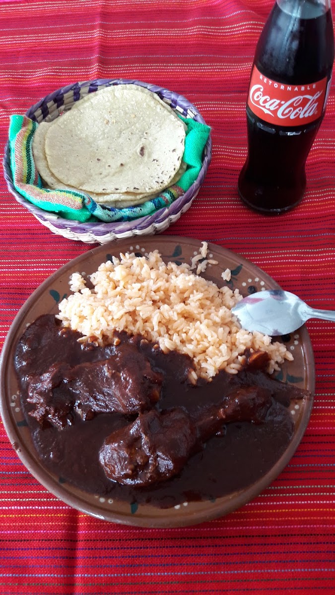 LA FINCA DE ADOBE Comida Casera Photo 3