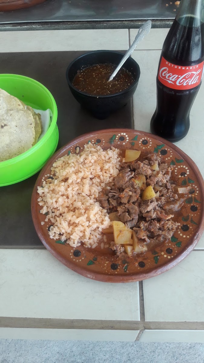 LA FINCA DE ADOBE Comida Casera Photo 4