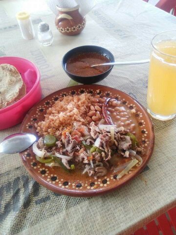 LA FINCA DE ADOBE Comida Casera Photo 7