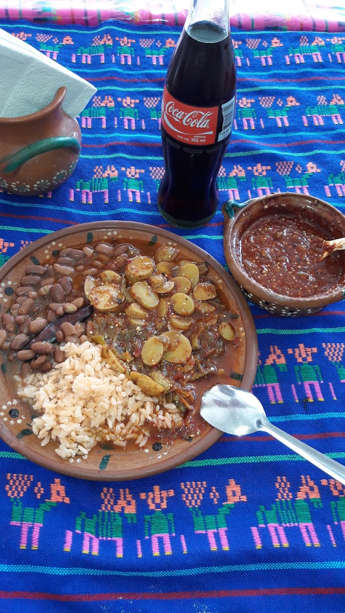 LA FINCA DE ADOBE Comida Casera Photo 8