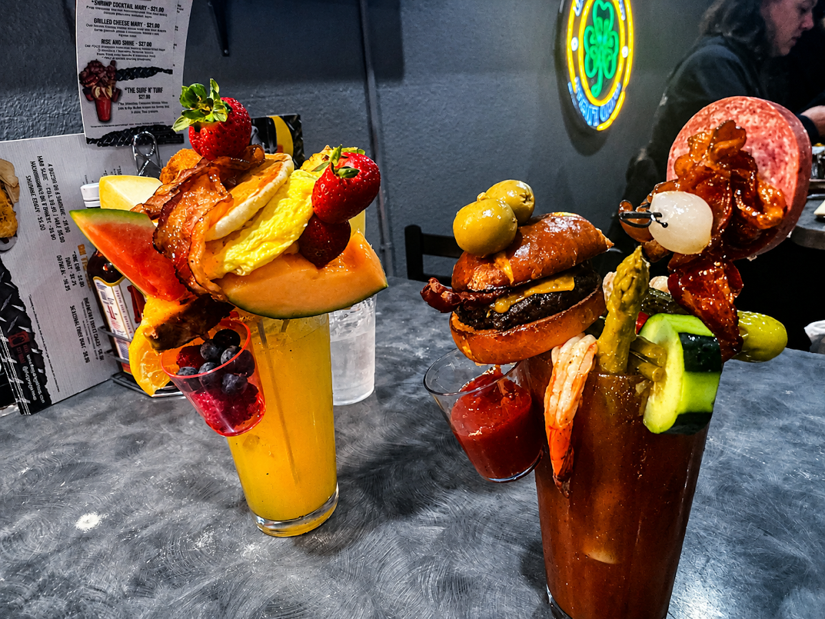 The Garage | Bar & Grill Photo 4