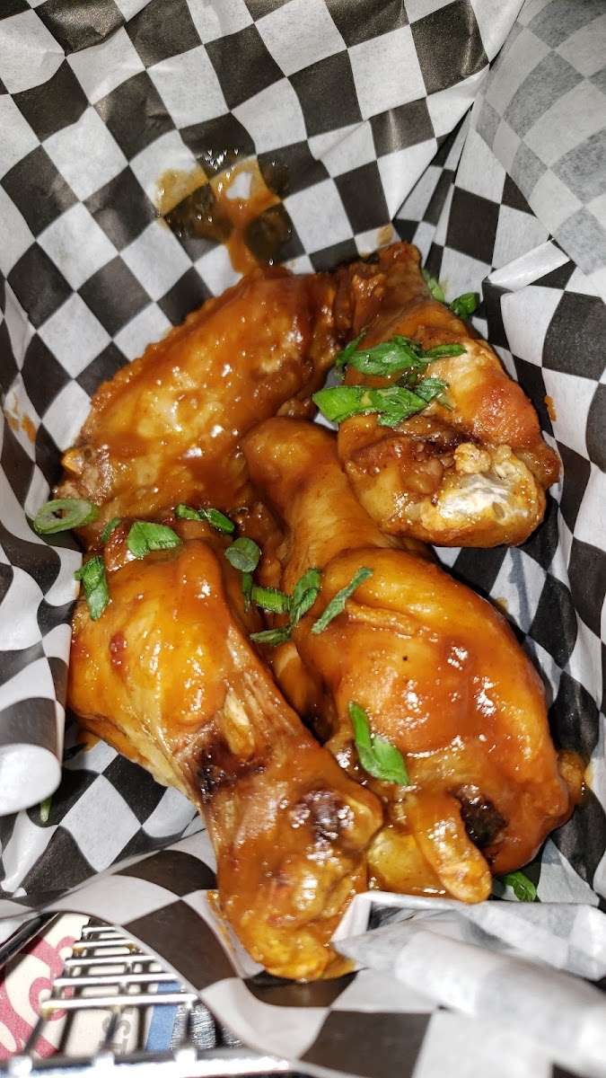 The Garage | Bar & Grill Photo 7