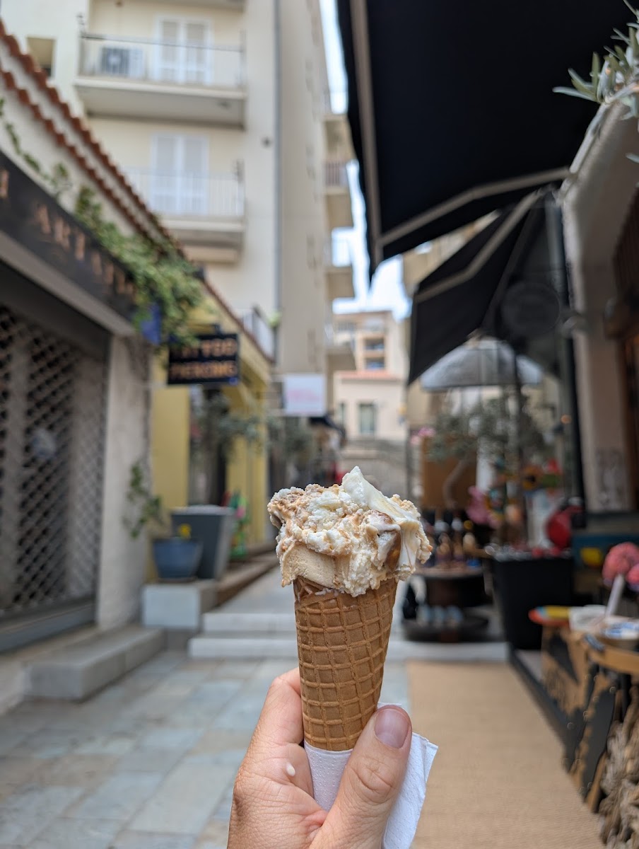 Milani Artisan Glacier - Calvi Photo 7