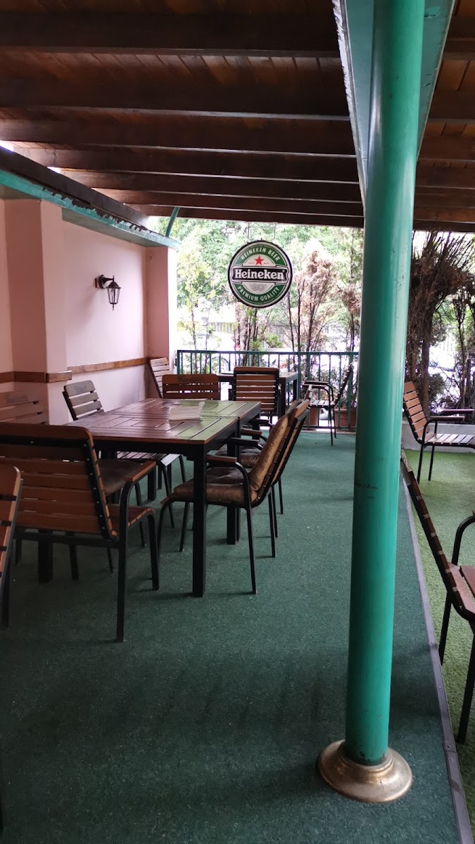 Ares Pizzerie Photo 10