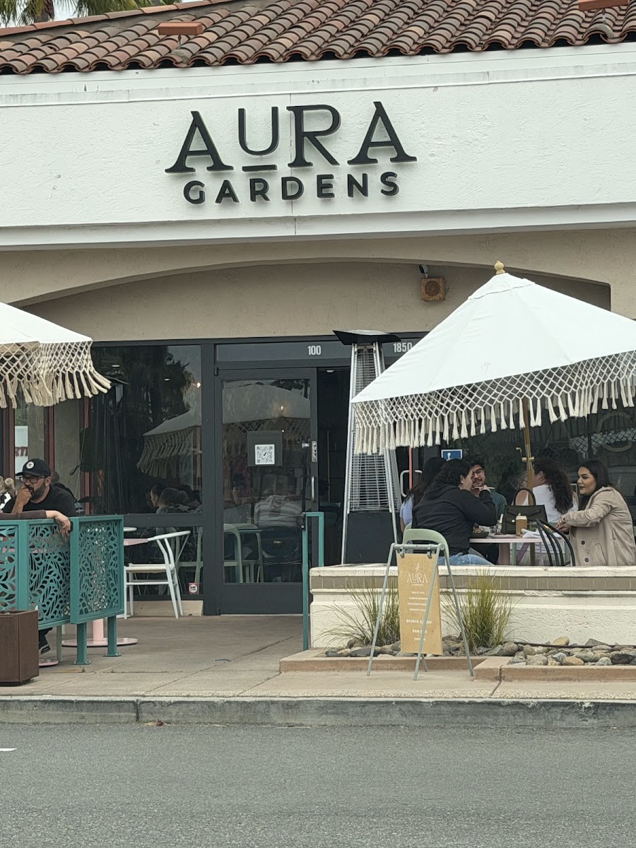Aura Gardens Photo 3