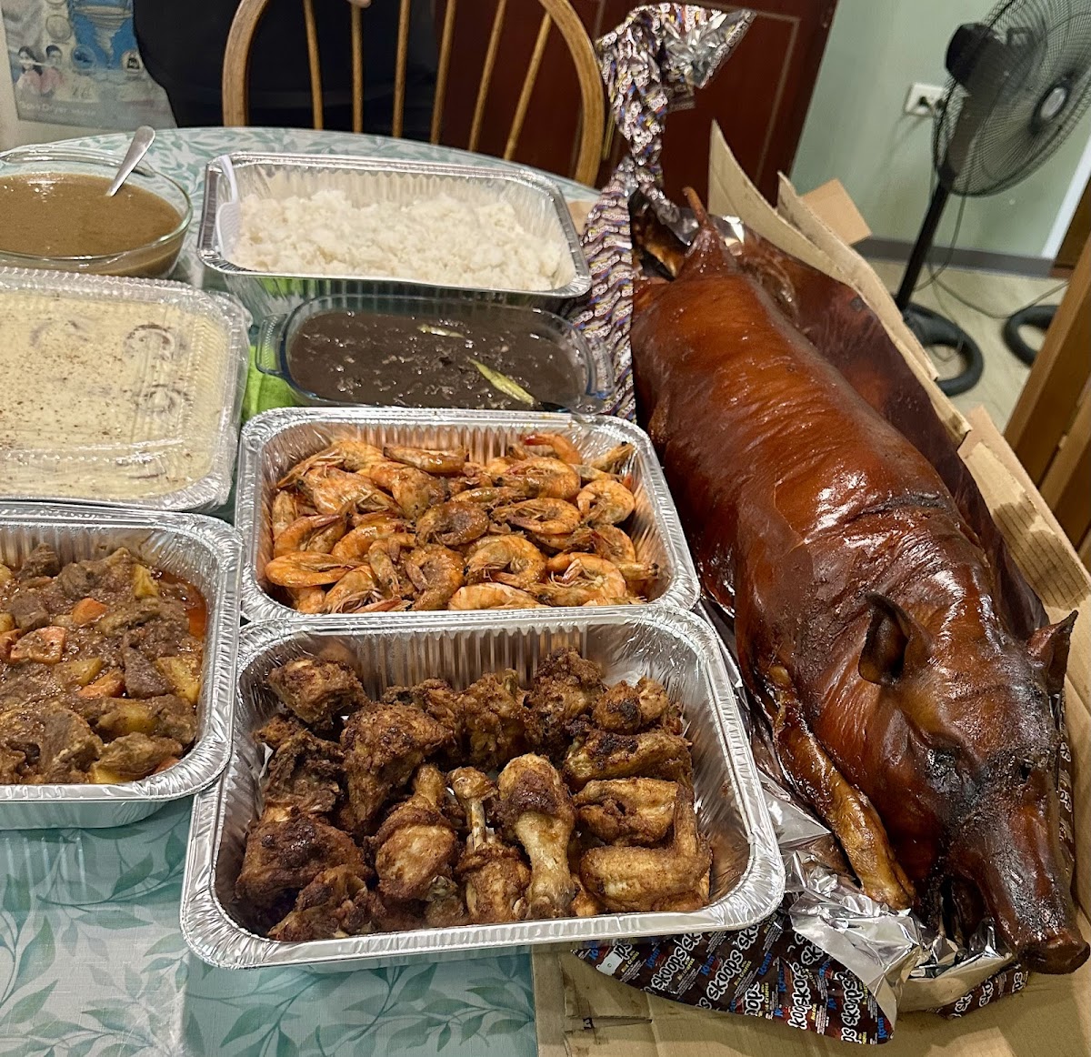 Lec's Lechon