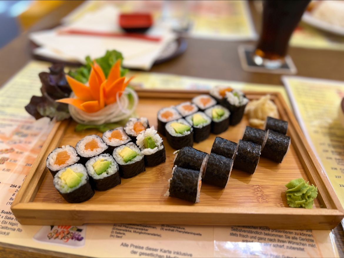 Hà Phát - Asia Wok & Sushi Bar Photo 10