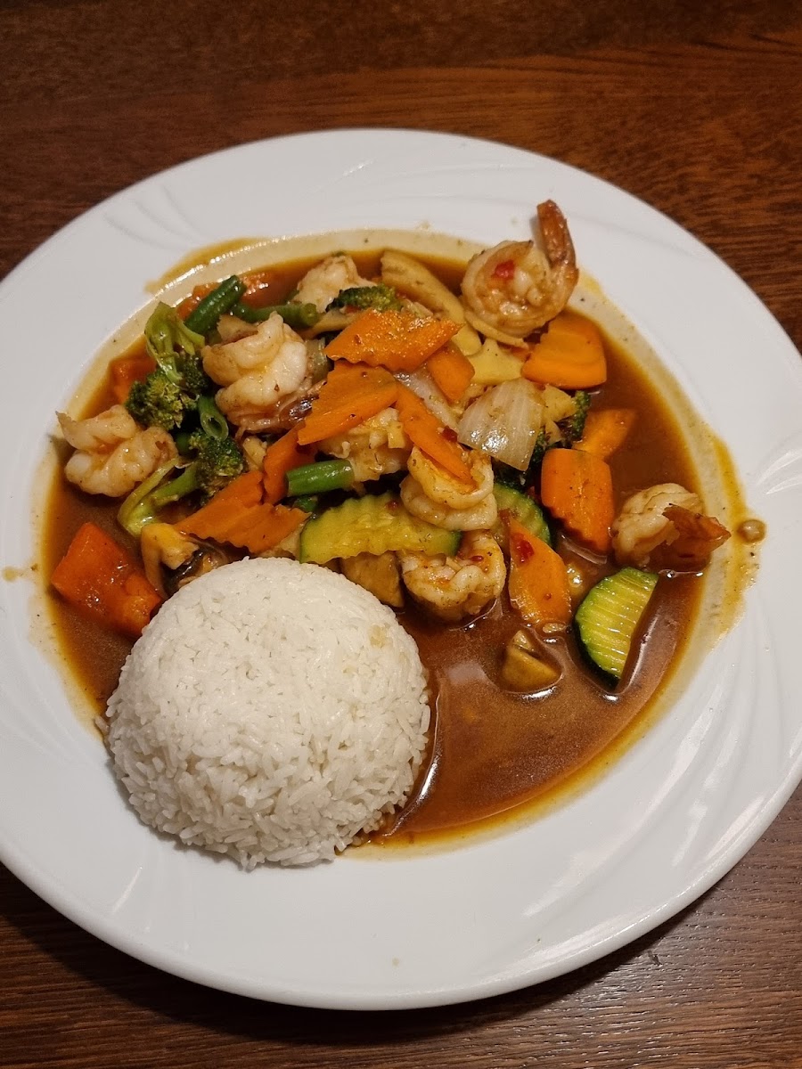 Hà Phát - Asia Wok & Sushi Bar Photo 2