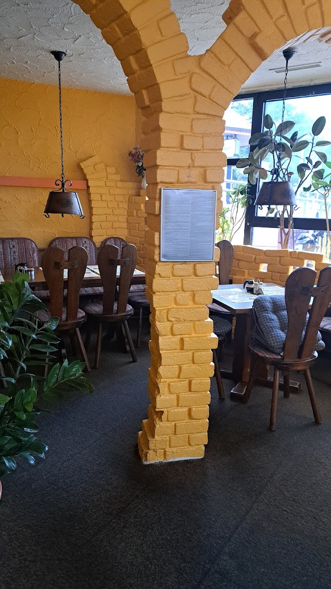 Hà Phát - Asia Wok & Sushi Bar Photo 4