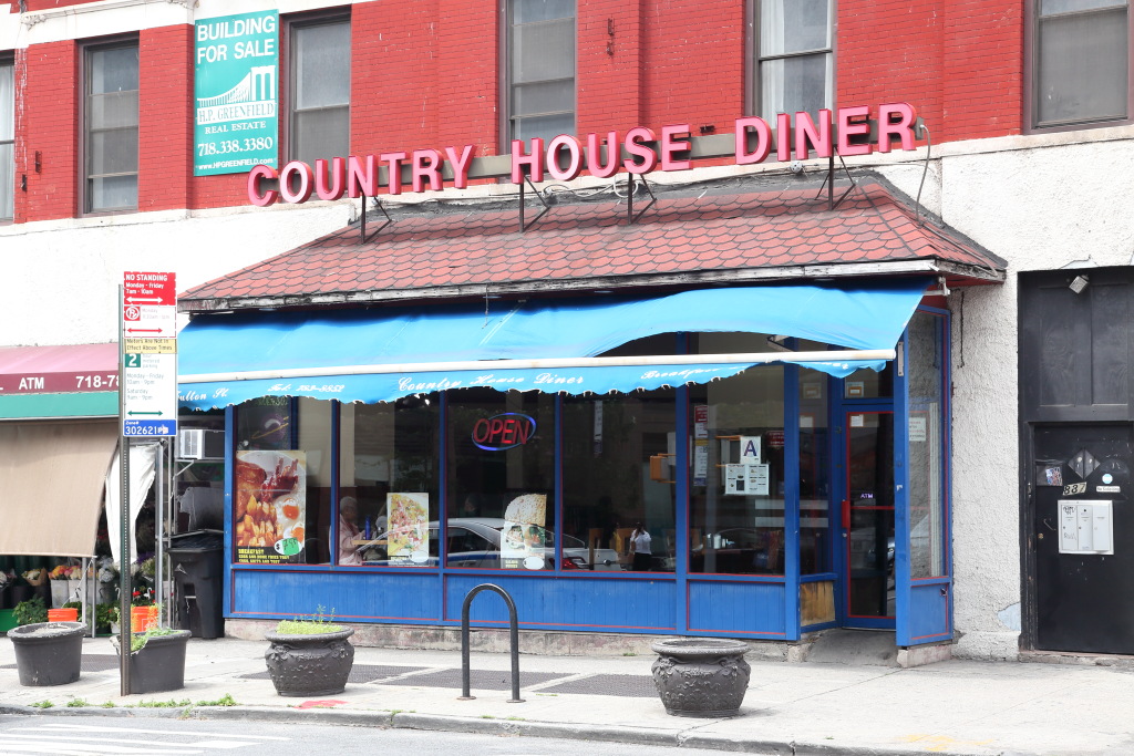 Country House Diner