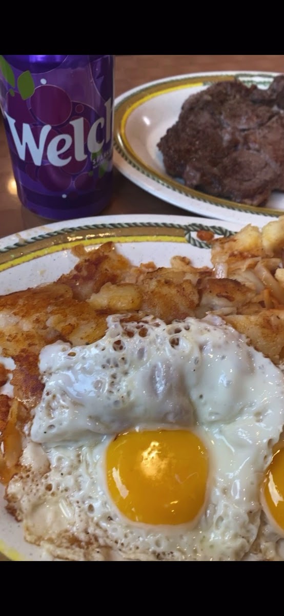 Country House Diner Photo 2