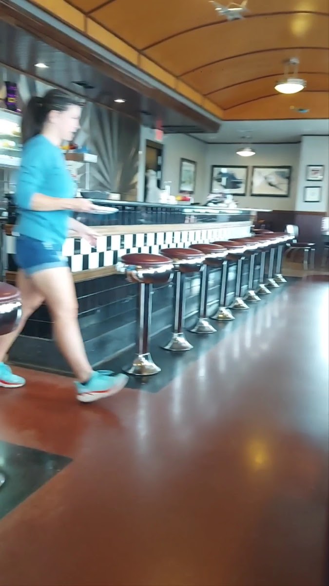 Airport Diner Photo 2