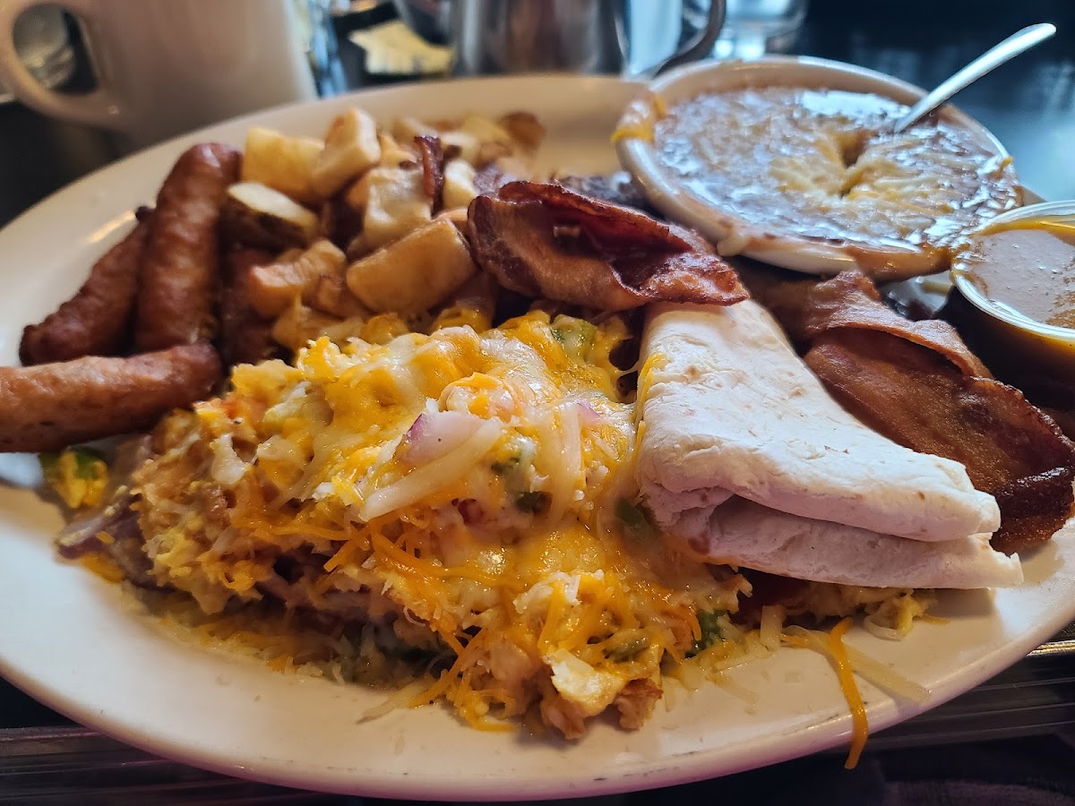Airport Diner Photo 5