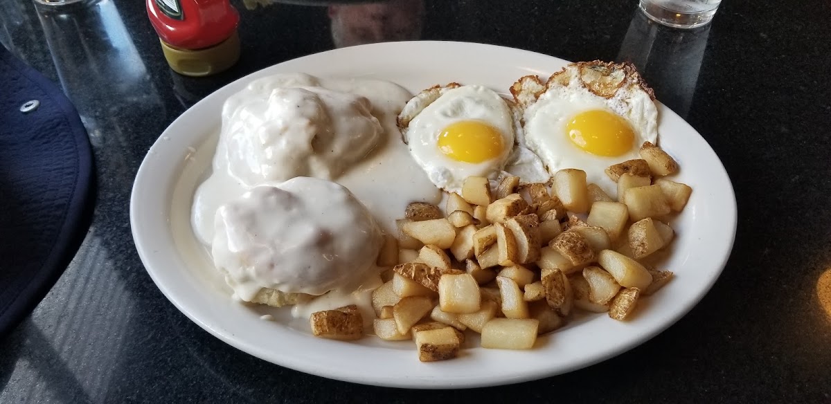 Airport Diner Photo 6