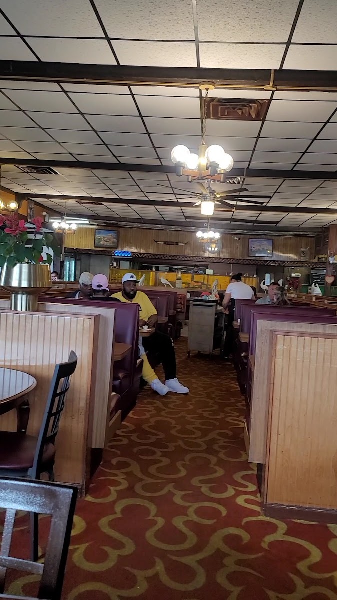 Dino's Family Restaurant Photo 2