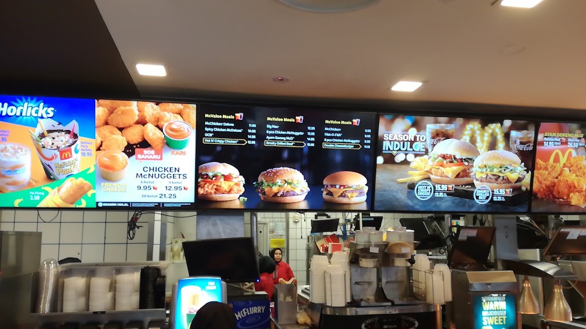 McDonald's Shell Karak DT Photo Menu 6