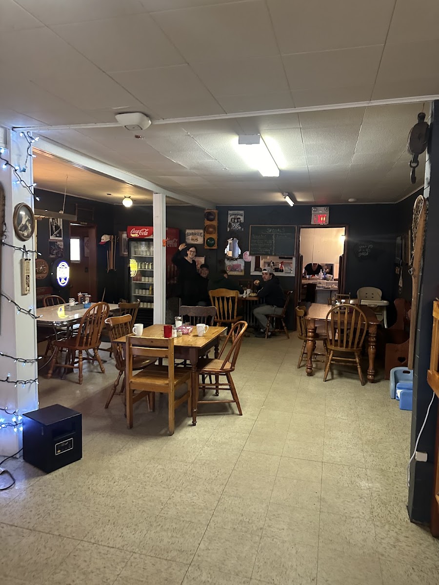Jules Diner Photo 4