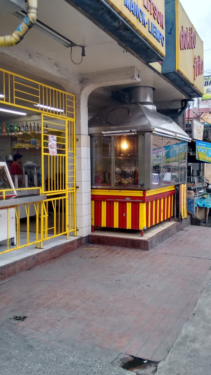 Andok's Litson Manok Photo 3