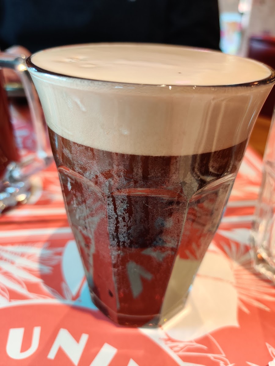 Le Golden Pub Photo 8