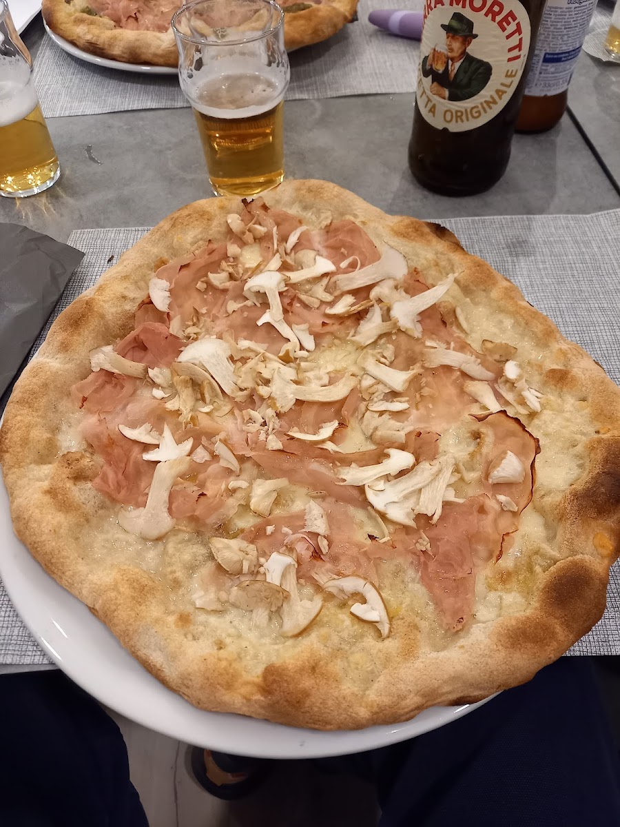 Da i'Bobbe - pizzemia al taglio, asporto e... Photo 9