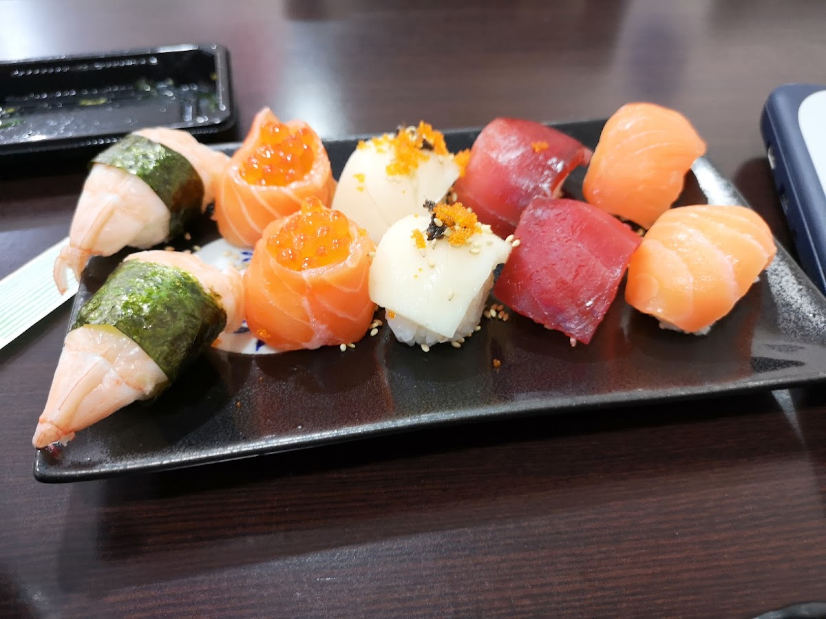 Restaurante Japonés - SAKURA SUSHI Photo 7