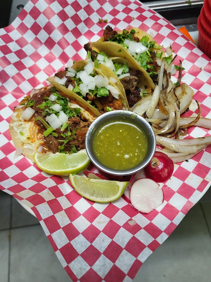 Las Palmas Mexican Restaurant Photo 3