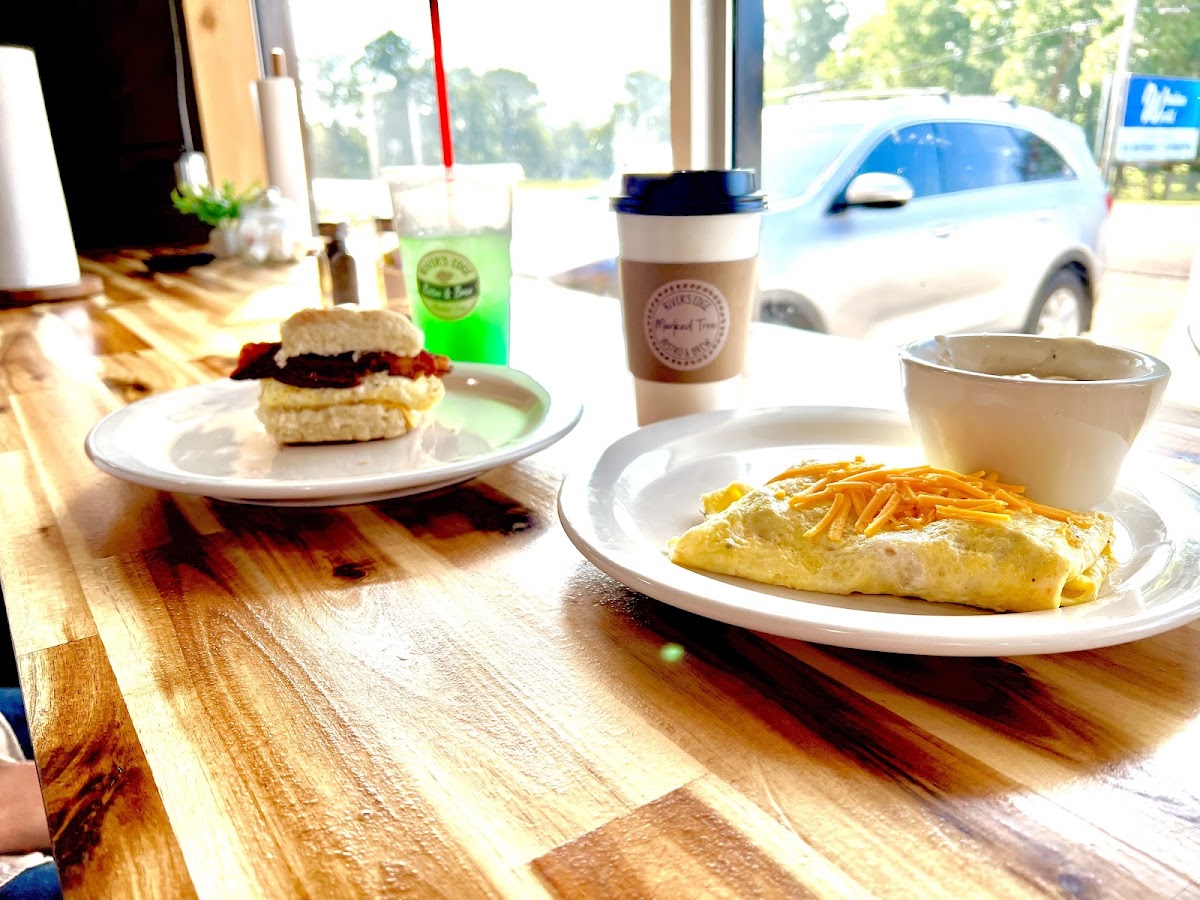 River's Edge Bistro & Brew Photo 10