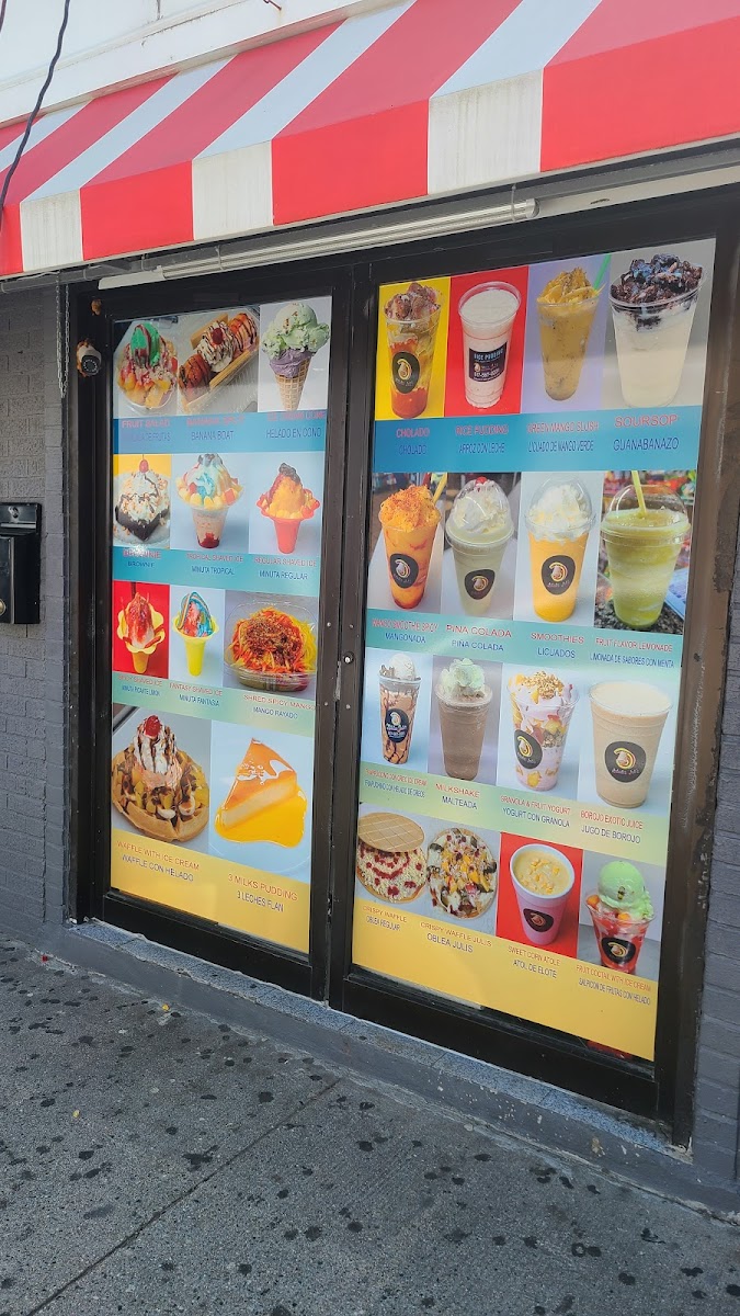Helados Juli's Frozen Dessert Photo Menu 10