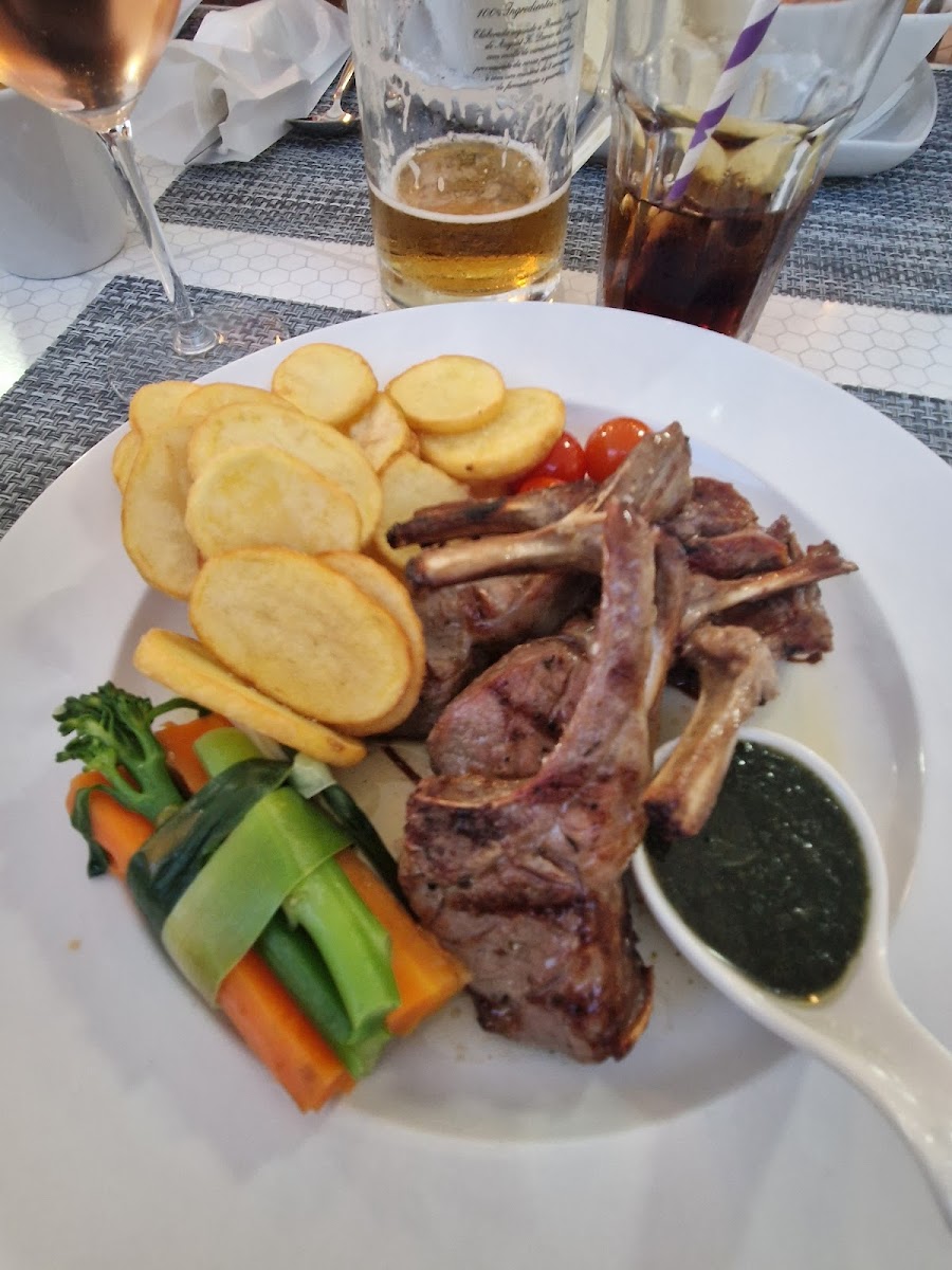 The Lighthouse Grill & Bar Photo 8