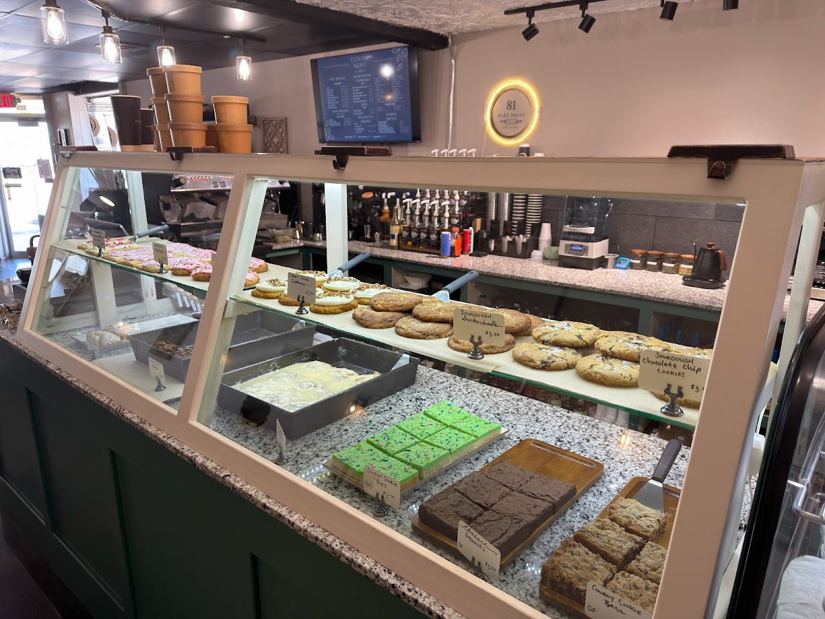 81 Bakehouse Photo 7