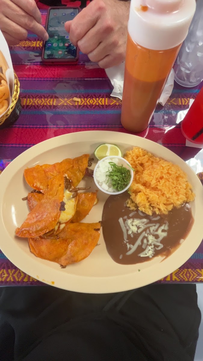 Taqueria El Quetzal Photo 4