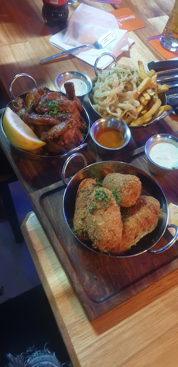 Hennie's Bloemfontein Restaurant Photo 9