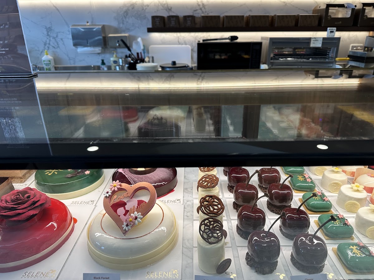 Selene's Chocolate Cafe Photo 5
