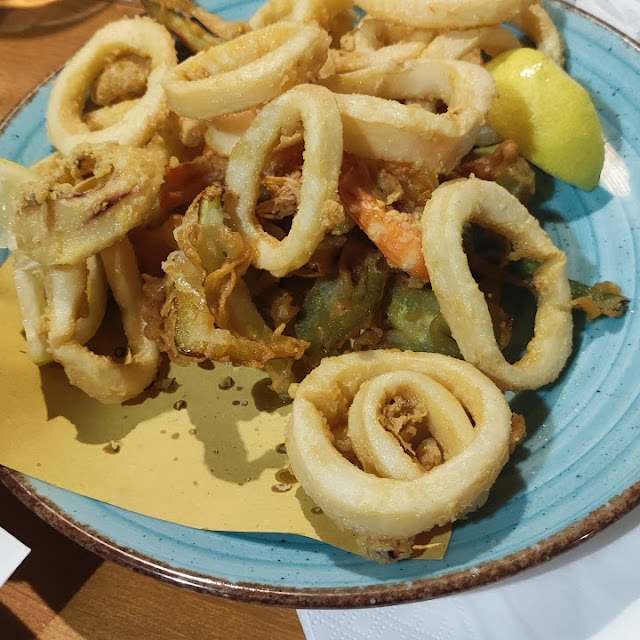 Frittura Mista Di Calamari E Gamberi