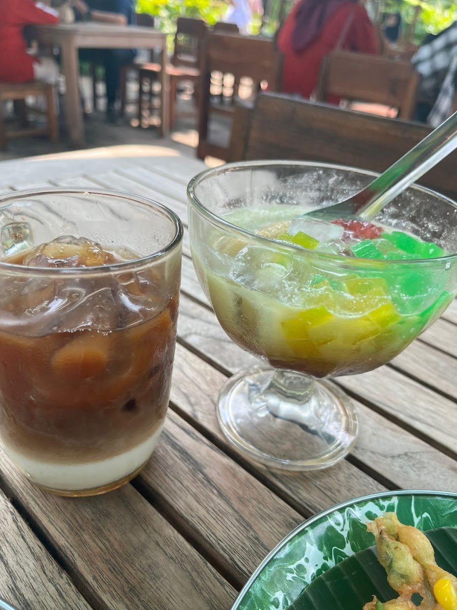 Kandang Ingkung Lawasan Semarang Resto & Kopi Jogja Photo 8