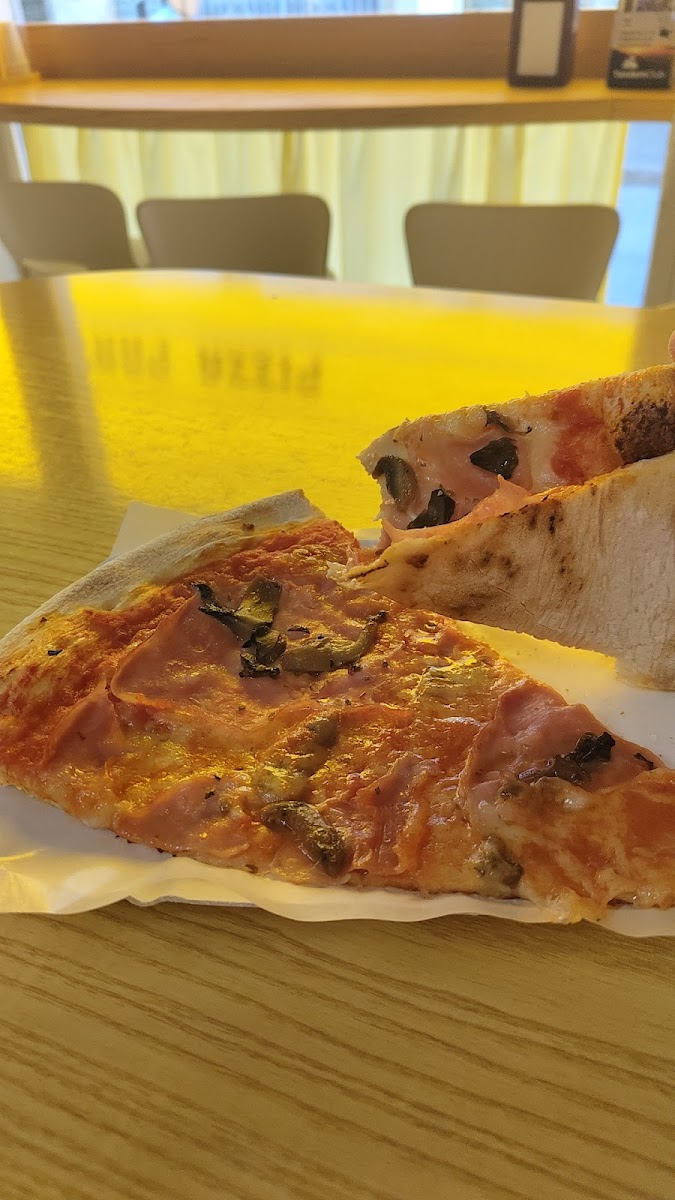 Pizza Party Photo 7