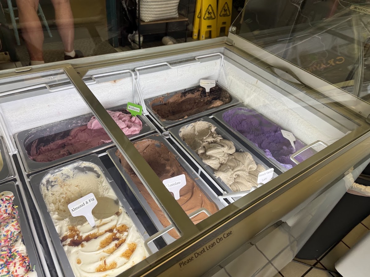 Mona Lisa's Gelato & Cafe Photo 3