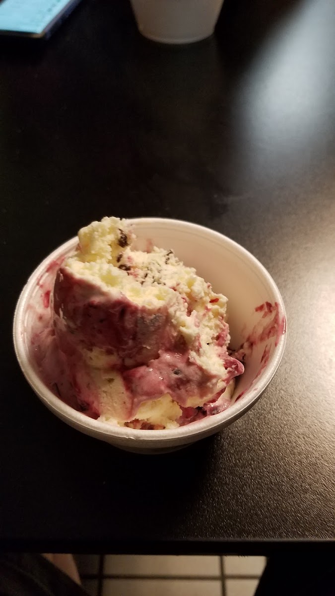 Mona Lisa's Gelato & Cafe Photo 5