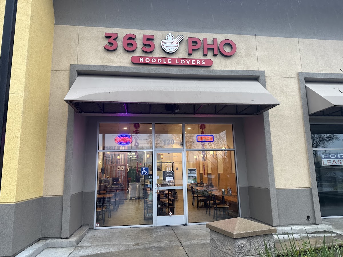 365 Pho