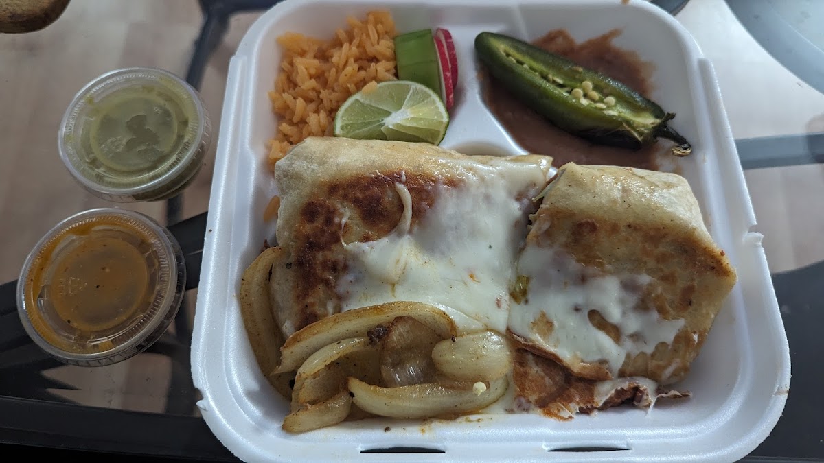 El Amigo Tacos Photo 5
