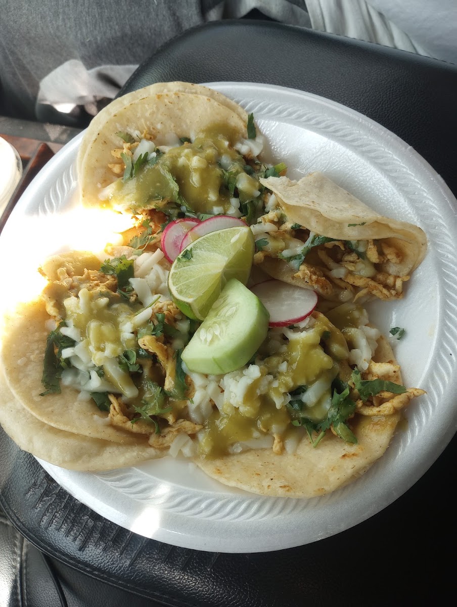 El Amigo Tacos Photo 8