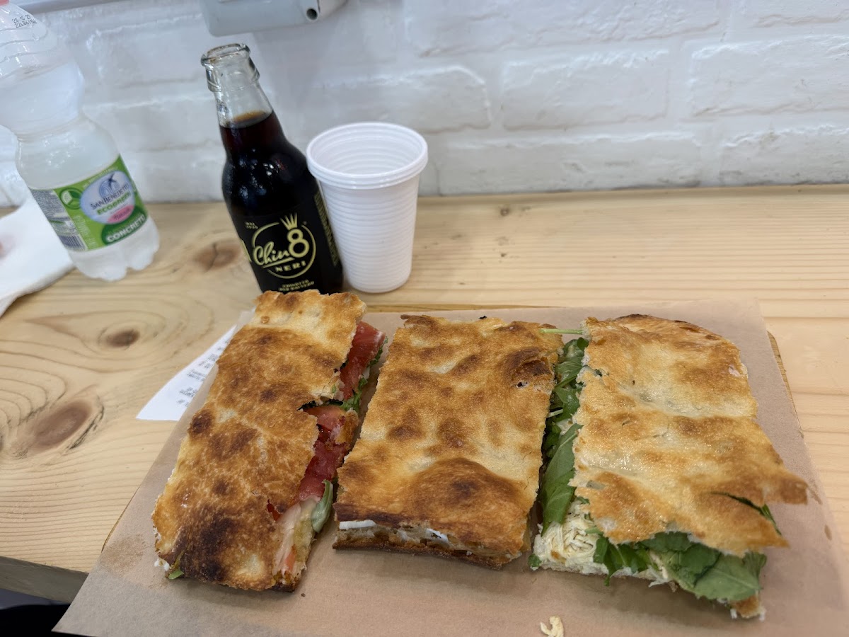 RIPIENA di Max Crunch pizza romana Photo 4