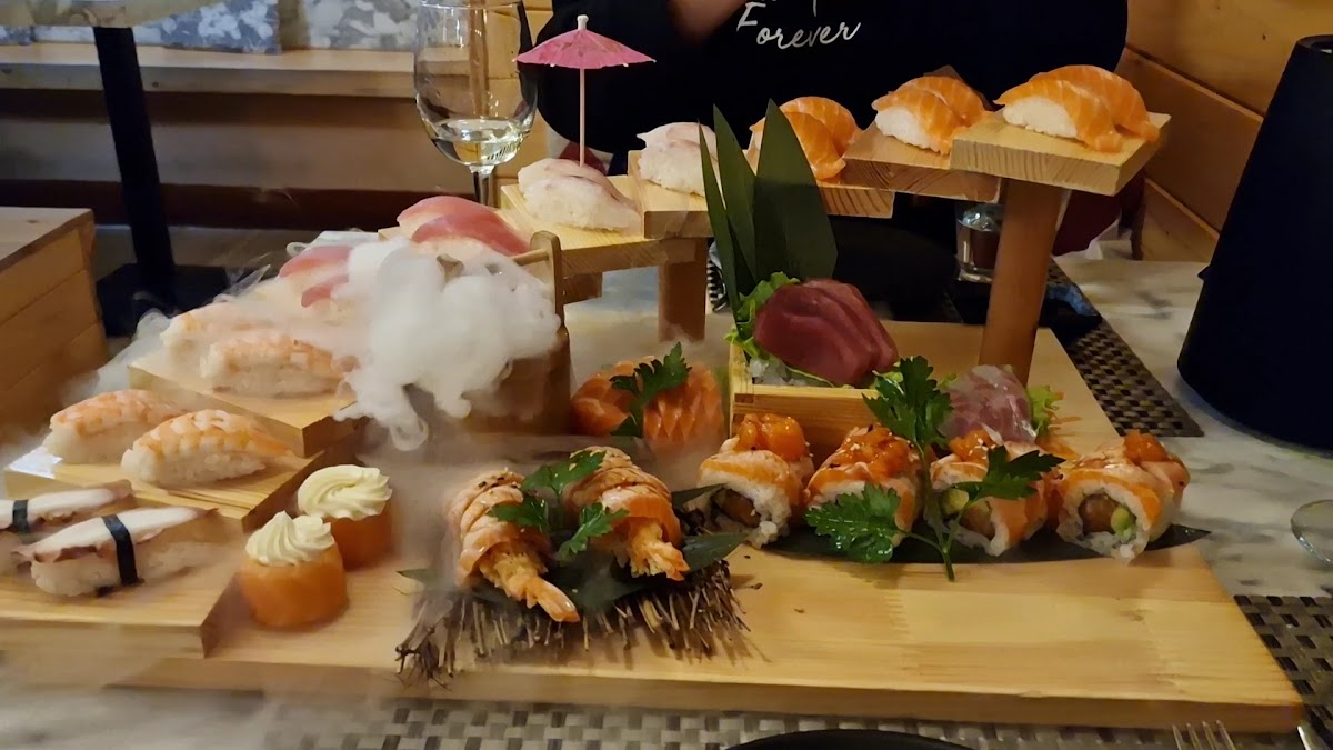Sushi Long Bologna Photo 2