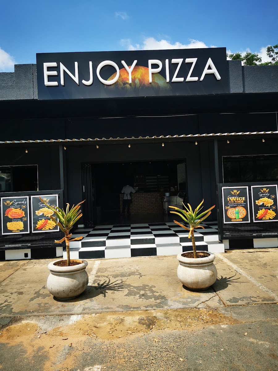 ENJOY Pizza Photo 3