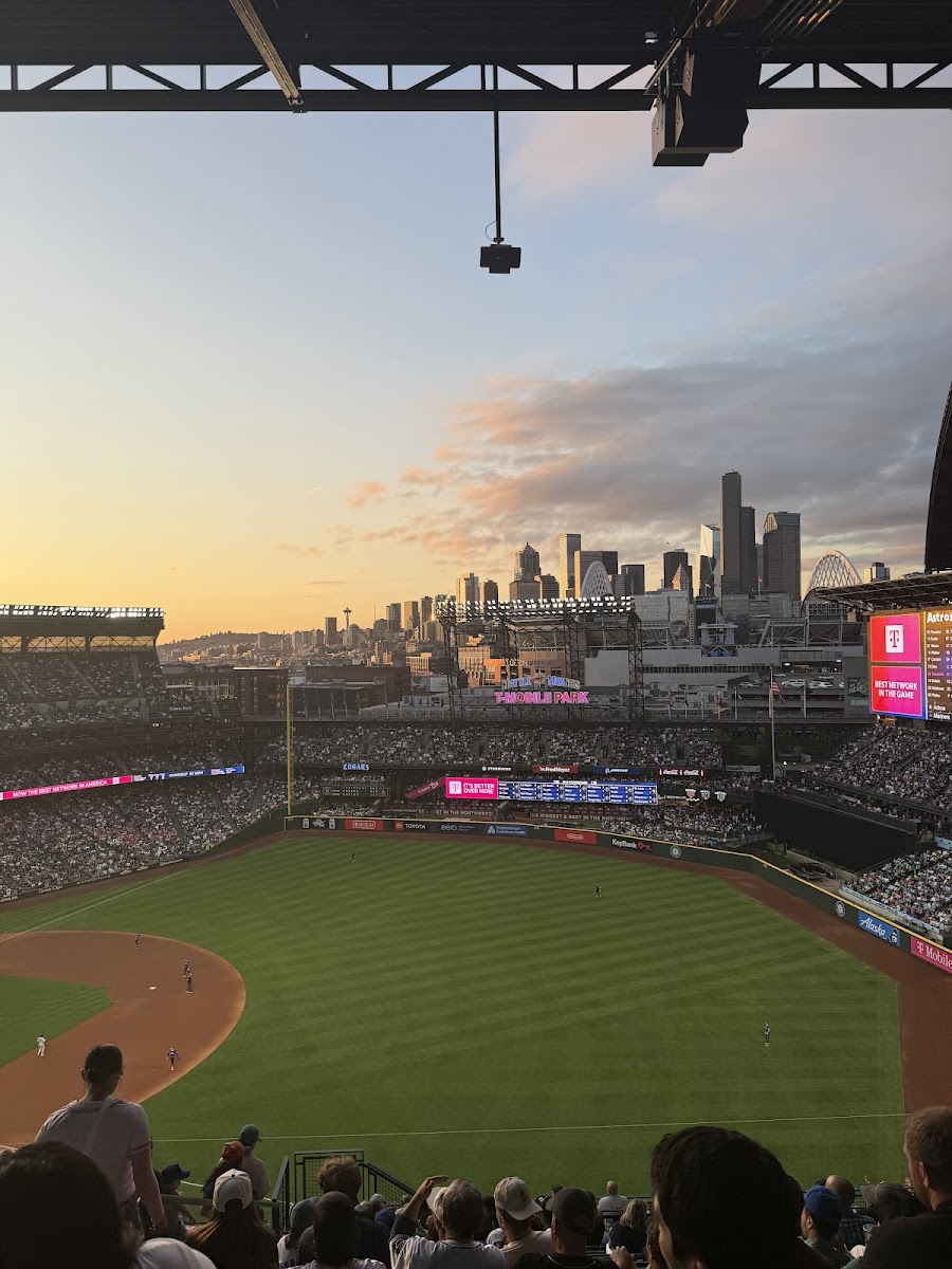 All-Star Club Photo 3