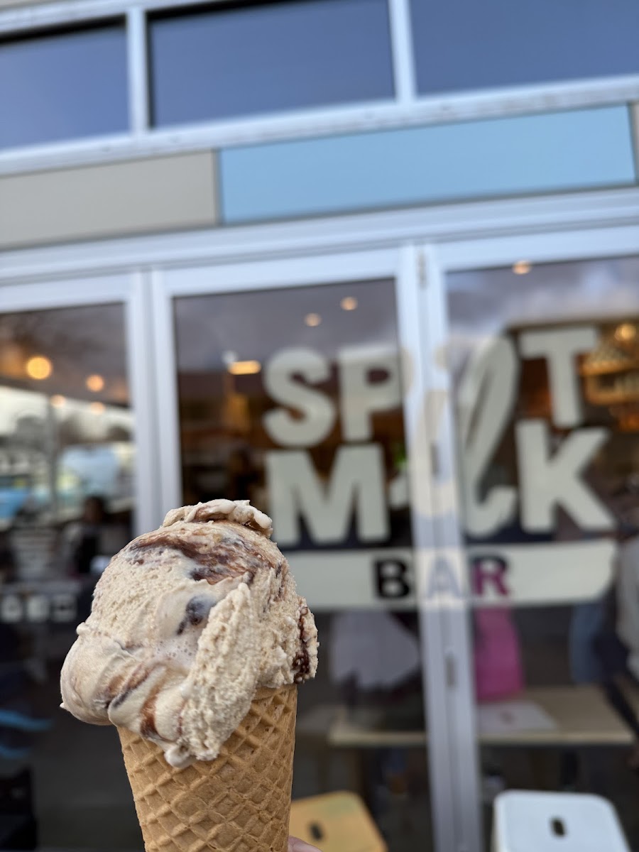 Spilt Milk Bar Photo 4