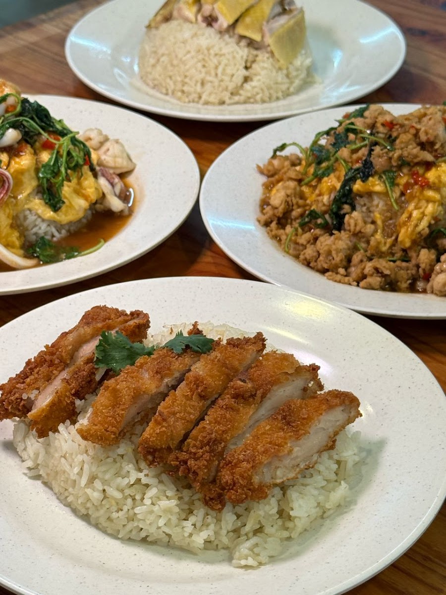 Pi Fai Khao Man Gai Photo 4